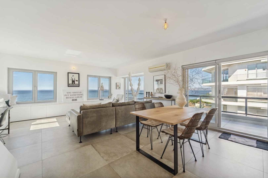 2 Bedroom Property for Sale in Mouille Point Western Cape